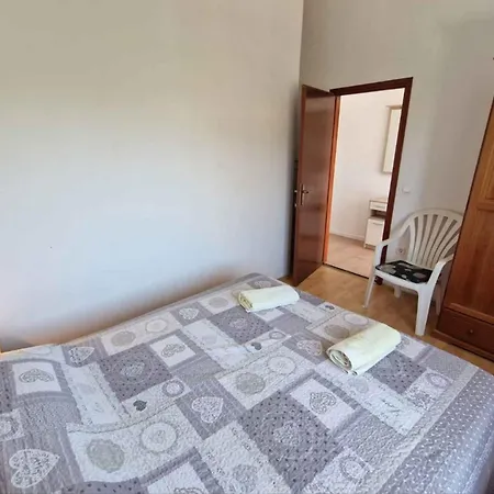 In - Istrien 47151 Apartment *