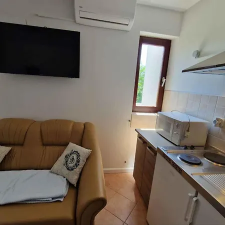 In - Istrien 47151 Apartment *